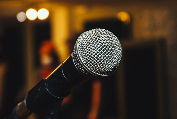 Lecture microphone 1200x628 1